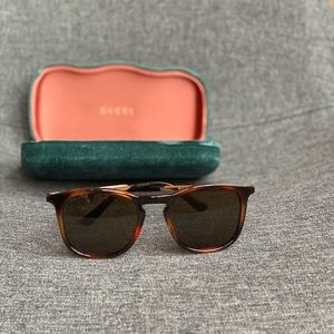 Gucci Retro Sunglasses
